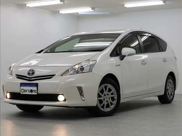 Приус альфа фото 2013 TOYOTA PRIUS ALPHA Ref No.0120039126 Used Cars for Sale PicknBuy24.com