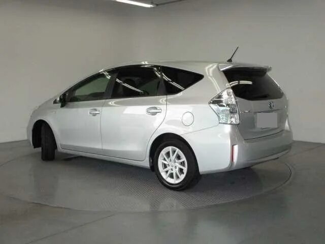 Приус альфа фото Used Toyota Prius Alpha 2013 model Silver color photo, image, picture