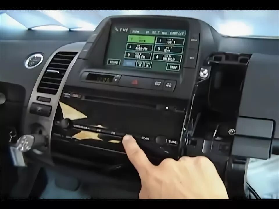 Приус как подключить блютуз GROM-IPD3: Toyota Prius 2007 2008 2009 iPod Interface Adapter installation - You