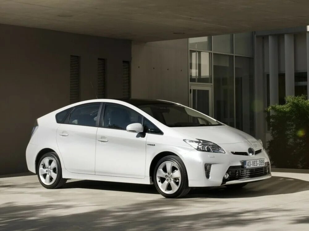 Приус машина фото Фара левая в сборе (Фара левая) Toyota Prius (2011-2015) купить автозапчасти, об