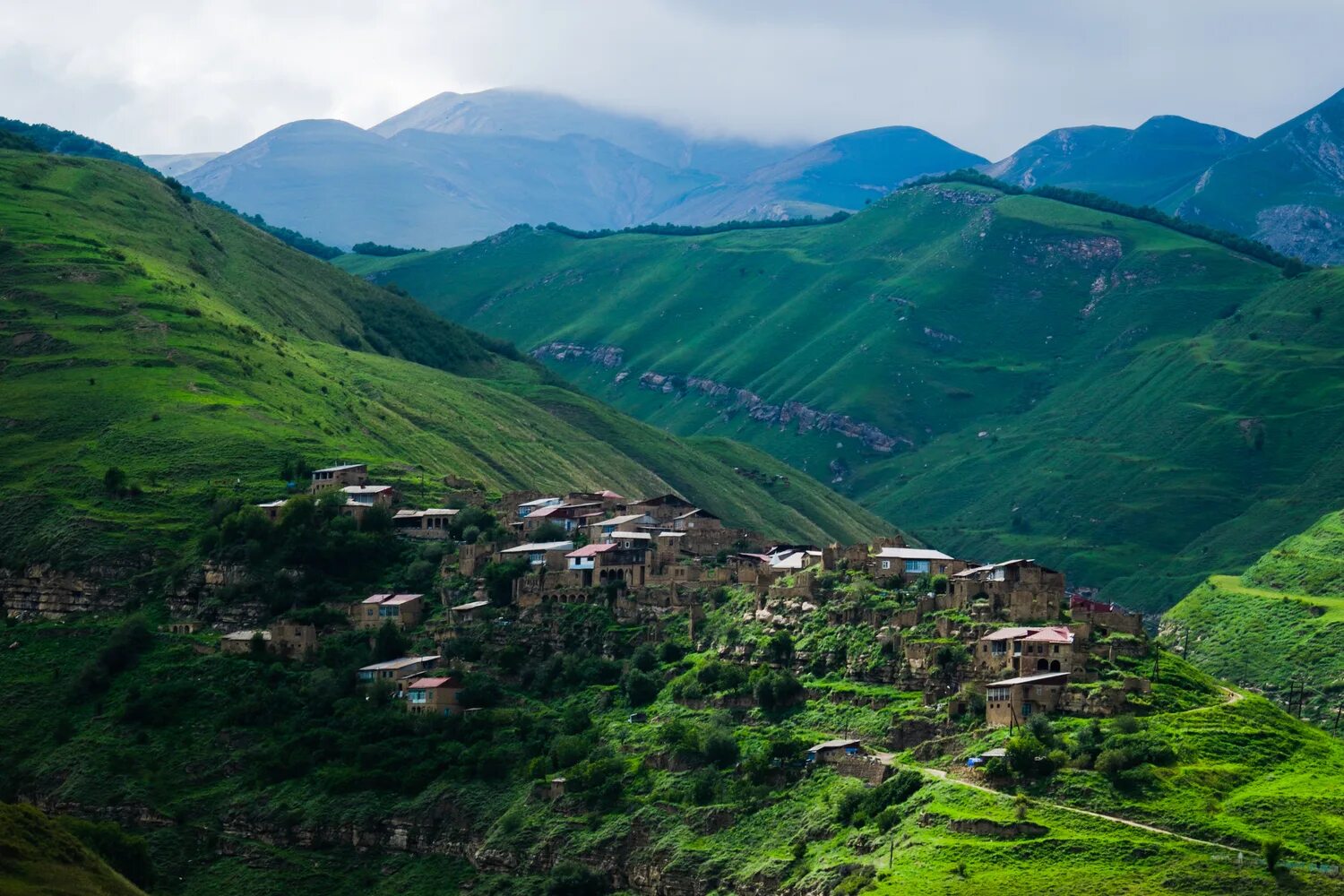 Привал республика дагестан кумторкалинский район фото Фотограф Шамиль Дибиров открывает неизвестный Дагестан