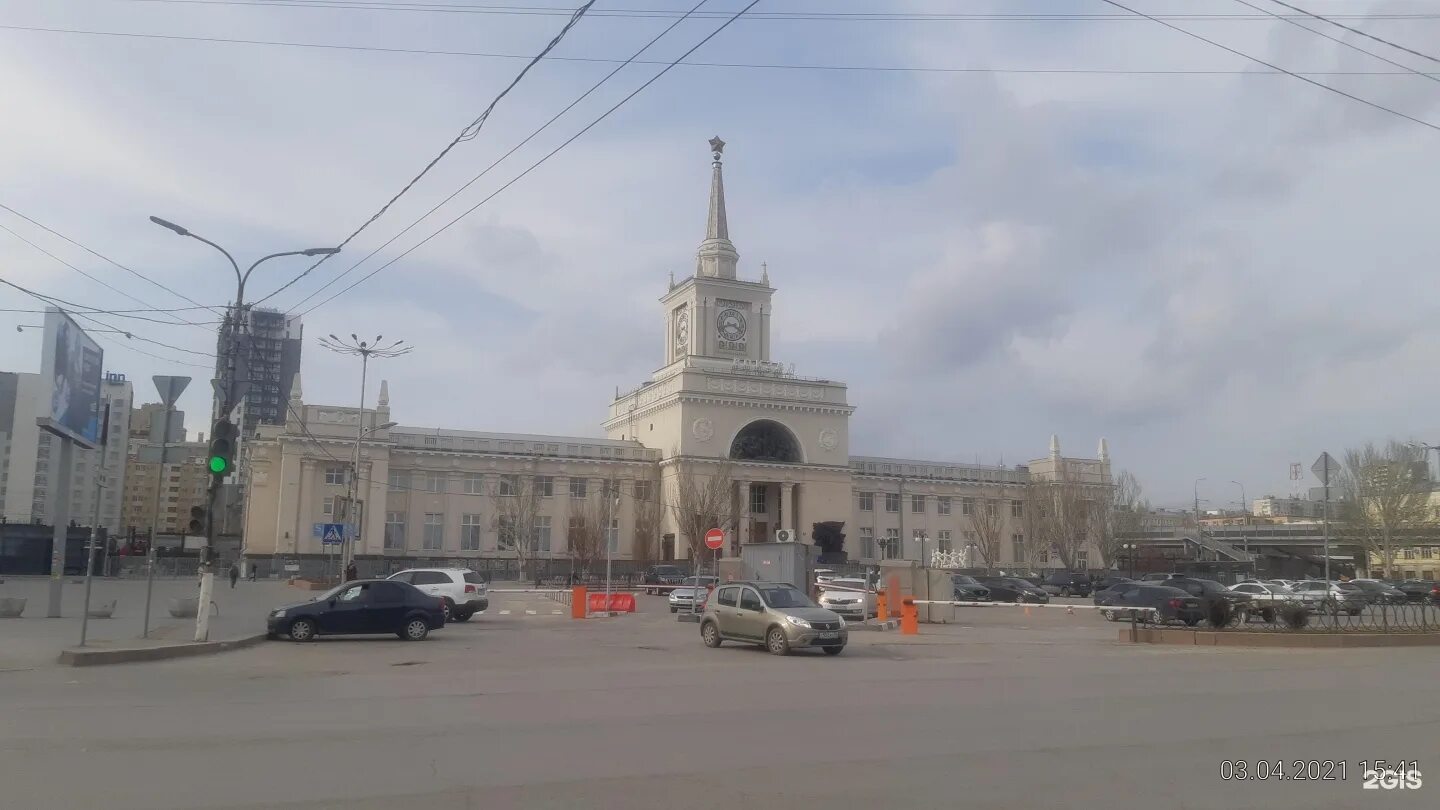 Привокзальная площадь 1 фото Волгоград-1, железнодорожный вокзал Волгоград, Привокзальная площадь, 1 - телефо