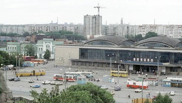 Привокзальная площадь челябинск фото В Челябинской области назначили министра дорожного хозяйства - РИА Новости, 02.0