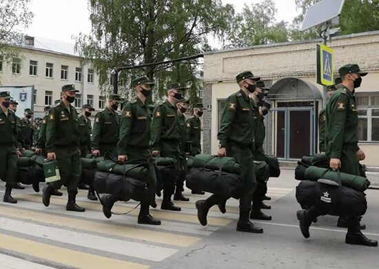 Призыв 2021 2022 рвсн саратов фото В соединения и воинские части РВСН прибыли более 600 призывников весеннего призы