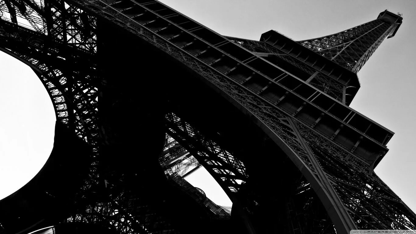 Про фото черное белое Paris (1366x768) Eiffel tower, Black and white wallpaper, Photography wallpaper