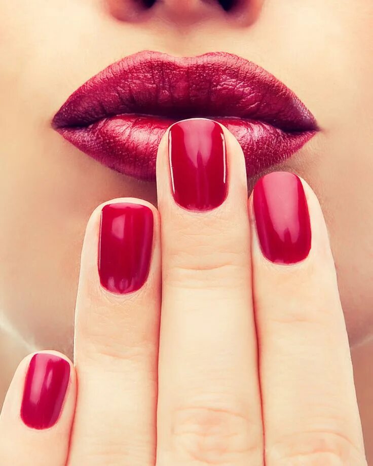 Про красивый маникюр Four Tips To Keep Your Nails Looking Flawless