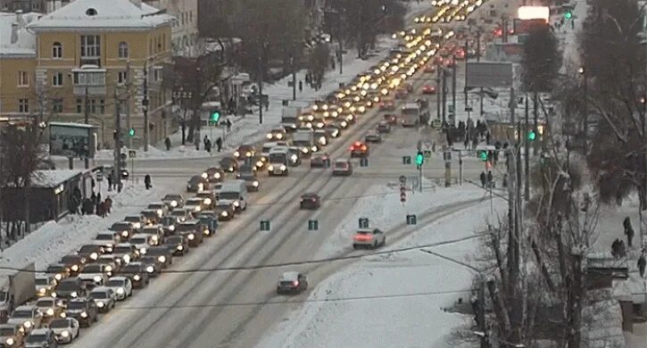 Пробки в челябинске фото Из-за метели пробки в Челябинске уже достигли 10 баллов - Доступ