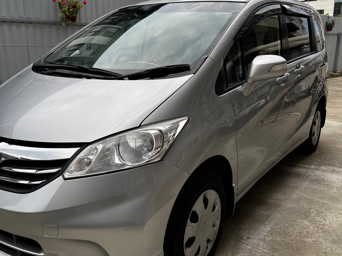 Продам хонда фрид хабаровск фото Купить б/у Honda Freed I 1.5 AT (118 л.с.) 4WD бензин автомат в Адлере: серебрис