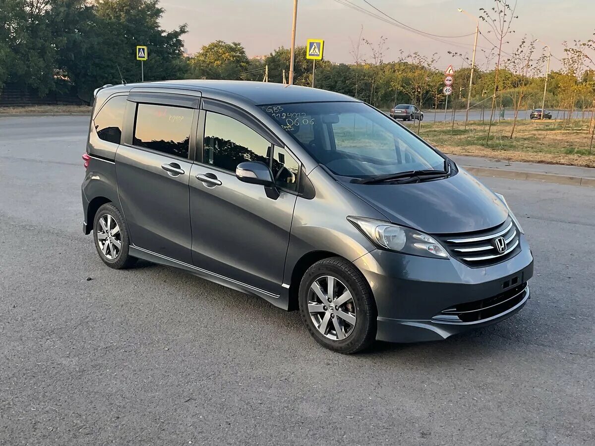 Продам хонда фрид хабаровск фото Купить б/у Honda Freed I 1.5 CVT (118 л.с.) бензин вариатор в Ростове-на-Дону: с