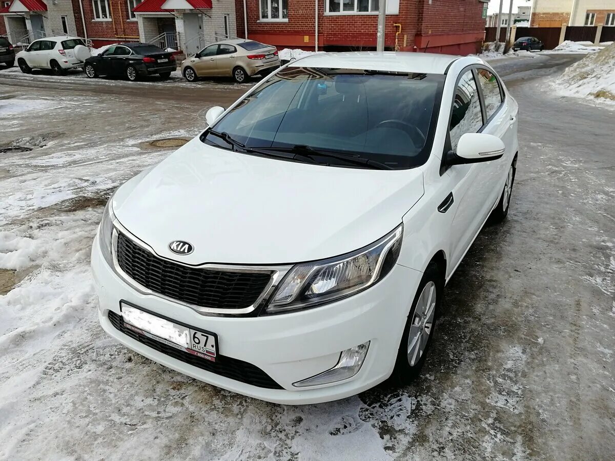 Продам киа рио цена фото омск Купить б/у Kia Rio III 4-speed 1.6 AT (123 л.с.) бензин автомат в Смоленске: бел