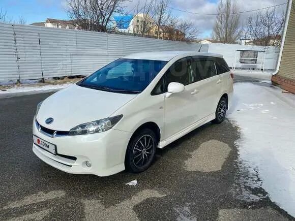 Продам тойота виш 2011 года нерюнгри фото Toyota Wish 2011 в Ставрополе, x2705;TOYOTA WISH, 1.8 литра, 4вд, с документами,