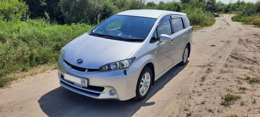 Продам тойота виш 2011 года нерюнгри фото Купить Тойота в Амурской области: продажа Toyota с пробегом и новых, цены.