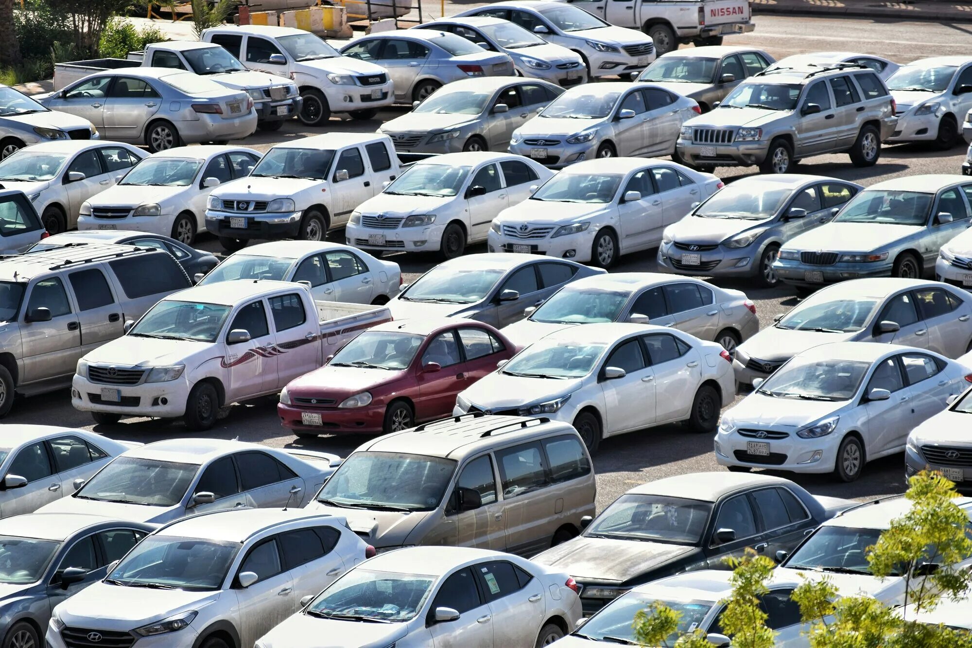 Продажа автомобилей фото цены Gallery of How Can Cities Cool down Large Urban Car Parks? - 2