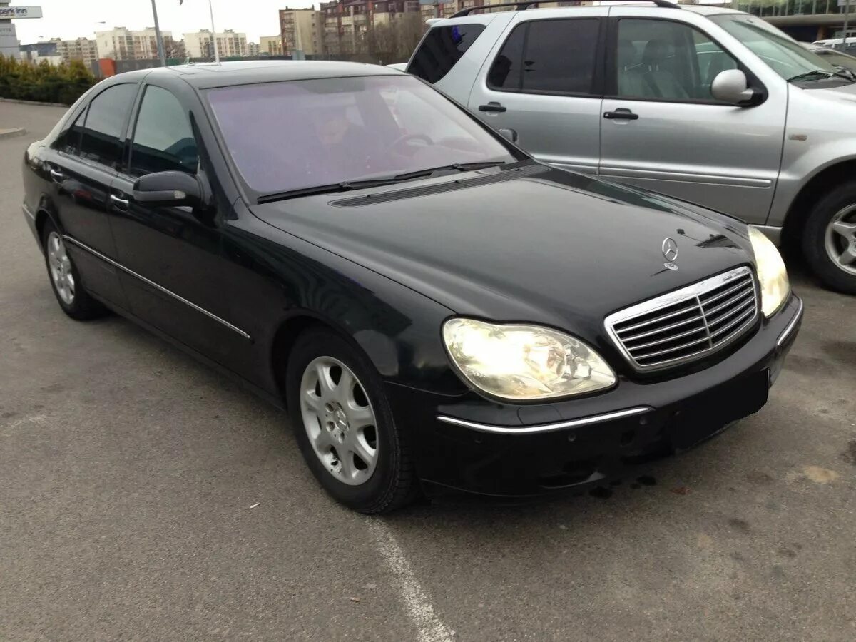 Продажа мерседес фото Купить б/у Mercedes-Benz S-Класс IV (W220) 320 3.2 AT (224 л.с.) бензин автомат 