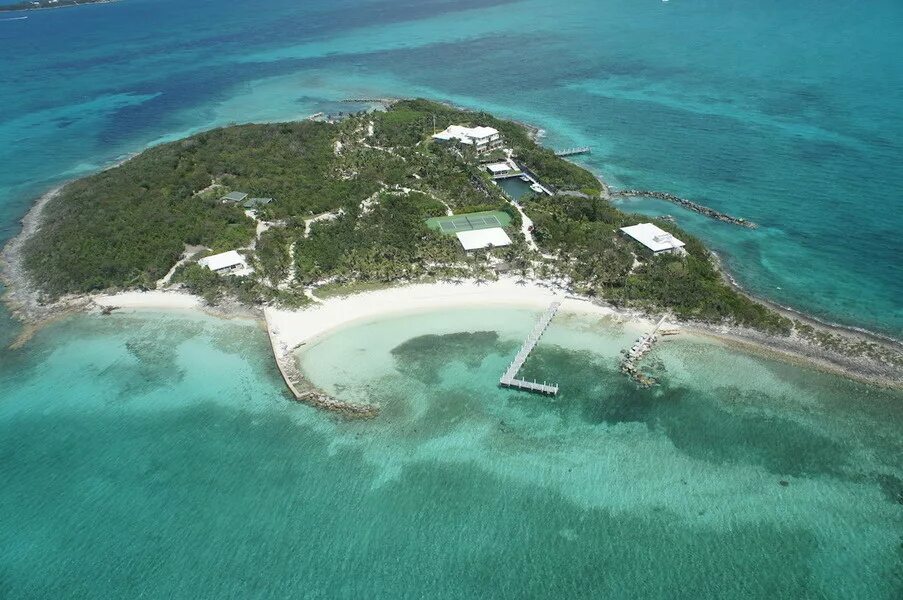 Продажа островов фото Lush, 20-Acre Private Island in the Bahamas Lists For $16 Million