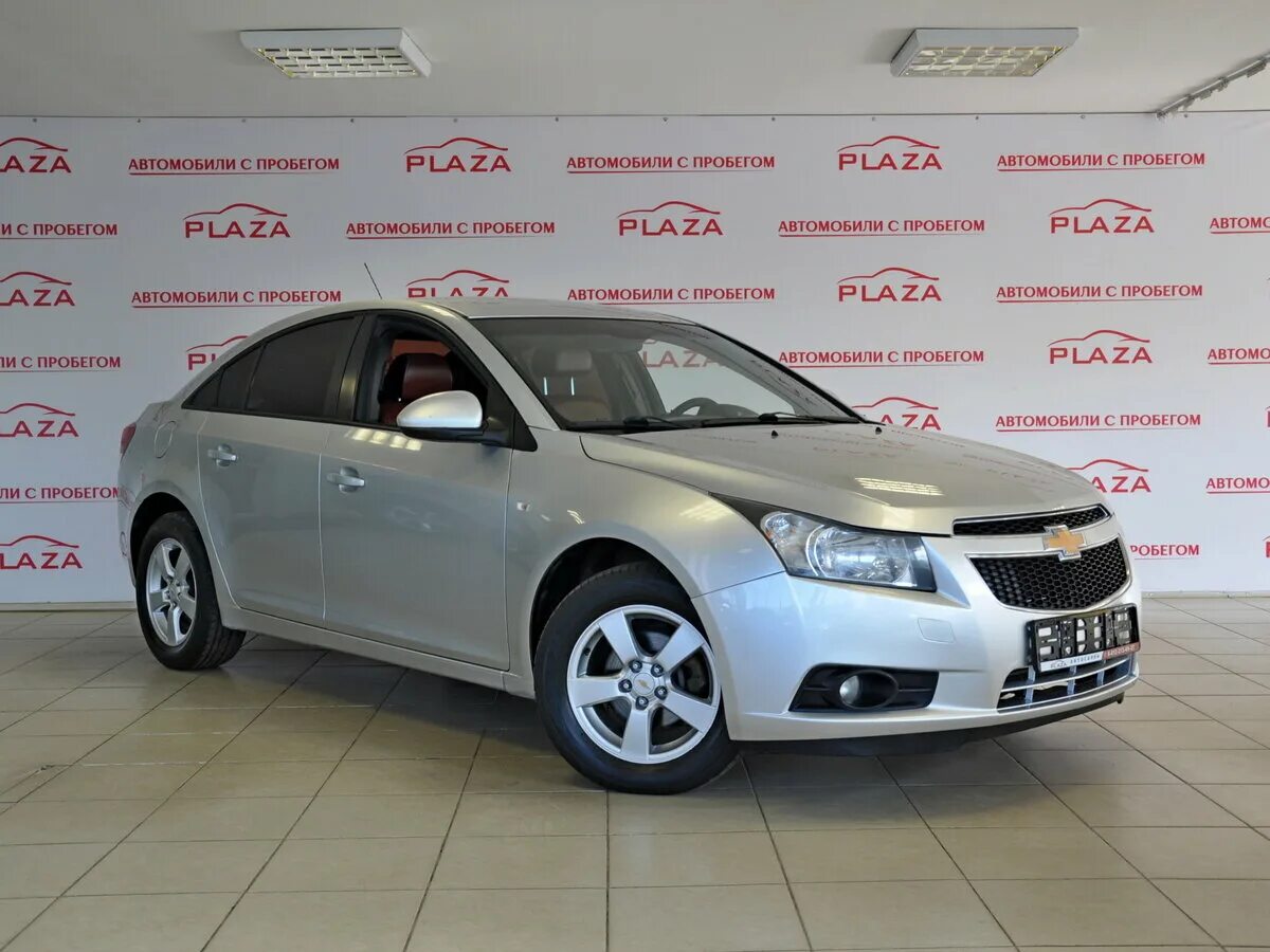 Продажа с фото авто с пробегом Купить б/у Chevrolet Cruze I 1.8 AT (141 л.с.) бензин автомат в Санкт-Петербурге