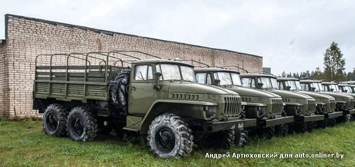 Продажа военной техники цена фото За военные "козлики" и "буханки" просят от 10—11 млн