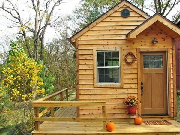 Проект дача из дерева своими руками Tiny House on or off Wheels as a Writing Cabin? Tiny house cabin, Tiny house, Ti