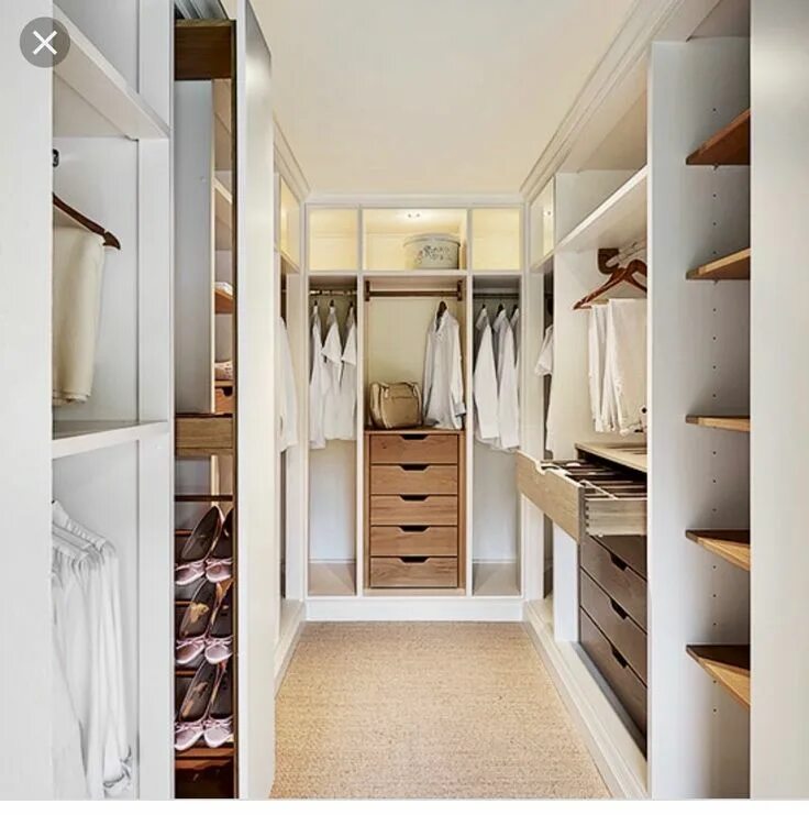 Проекты гардеробных комнат маленьких размеров фото Closet in bathroom Small dressing rooms, Wardrobe room, Closet designs