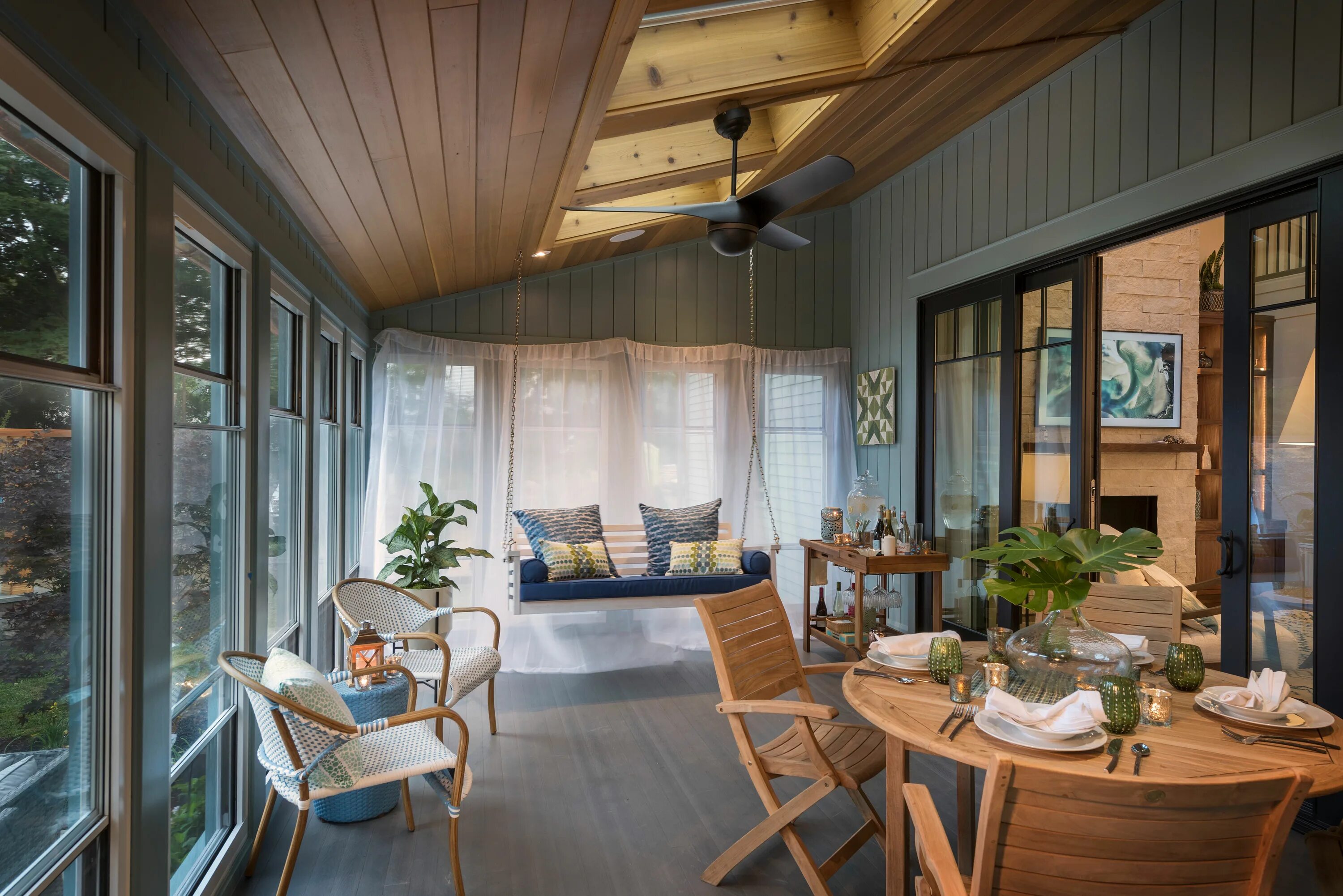 Проекты закрытых веранд фото Cedar lined accent ceiling perfectly compliments this sunroom in rhode island. F