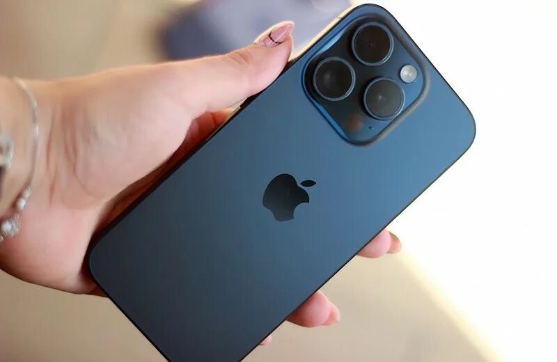 Профессиональное фото на айфон 15 Обзор Apple iPhone 15 Pro смартфона с обновлениями внутри и снаружи - Отзывы и х