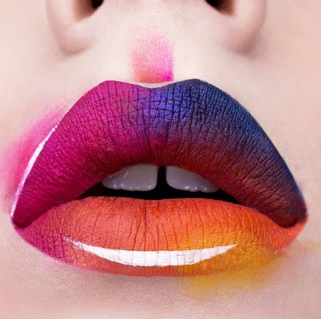 Профессиональный макияж губ Beauty Lip art, Lip colors, Crazy lipstick