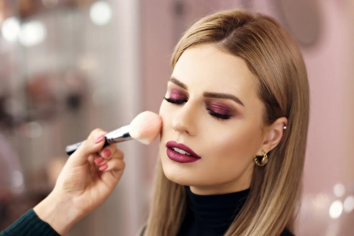 Профессия макияжа 7 Tips for Making Your Makeup Last All Day