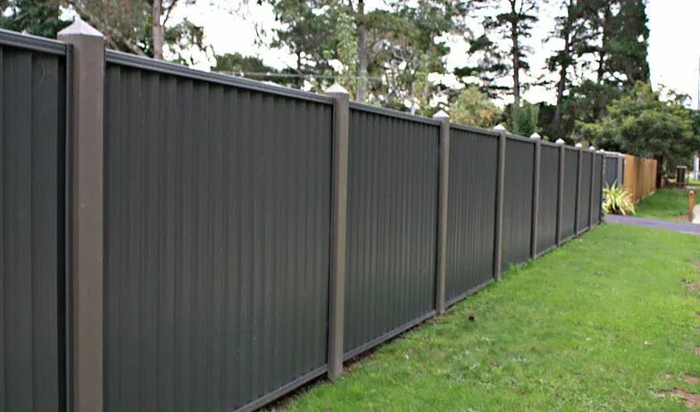 Профильный забор фото Kerítés Fence design, Privacy fence designs, Backyard fences