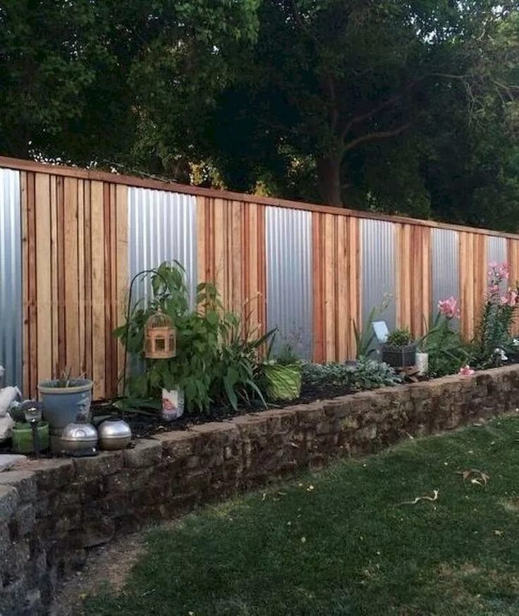 Профильный забор своими руками фото 48+ Inspiring DIY Cheap Privacy Fence Design Ideas Fence landscaping, Cheap priv