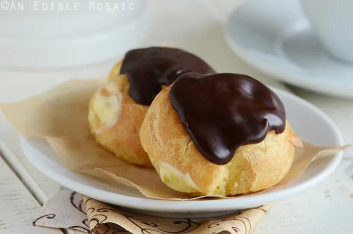 Профитроли фото заварной крем рецепт Profiteroles with Vanilla Cream and Chocolate Ganache Recipe Profiteroles, How s