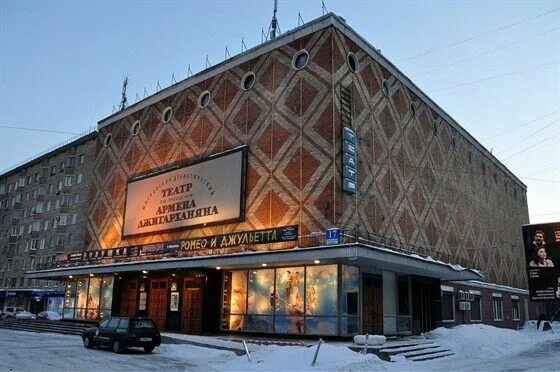 Прогресс сцена армена джигарханяна театра сатиры фото Dramatichesky teatr Armena Dzhigarkhanyana, theater, Moscow, Lomonosovsky Avenue