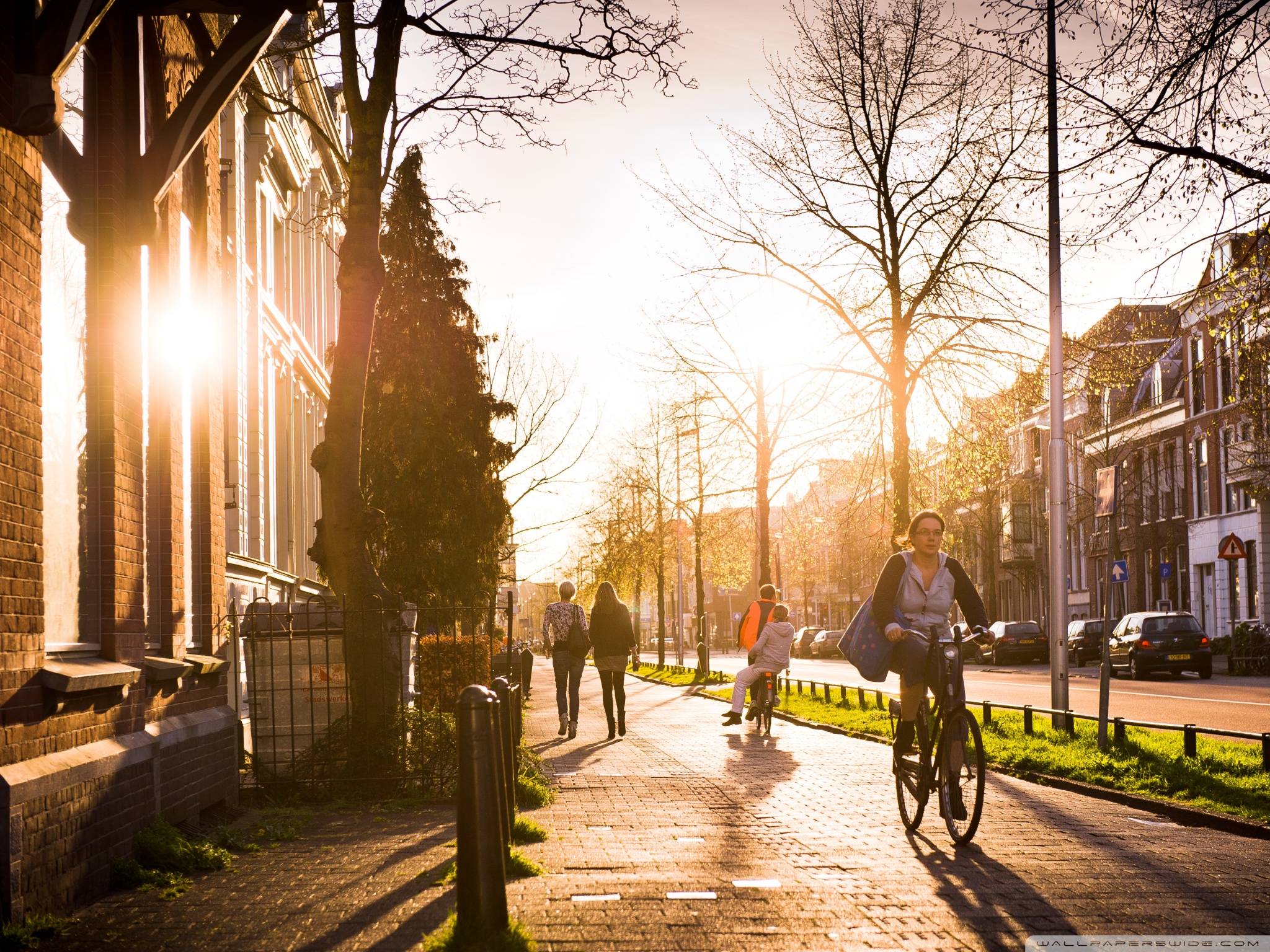 Прогулки по городу фото Spring, Utrecht Ultra HD Desktop Background Wallpaper for 4K UHD TV : Widescreen