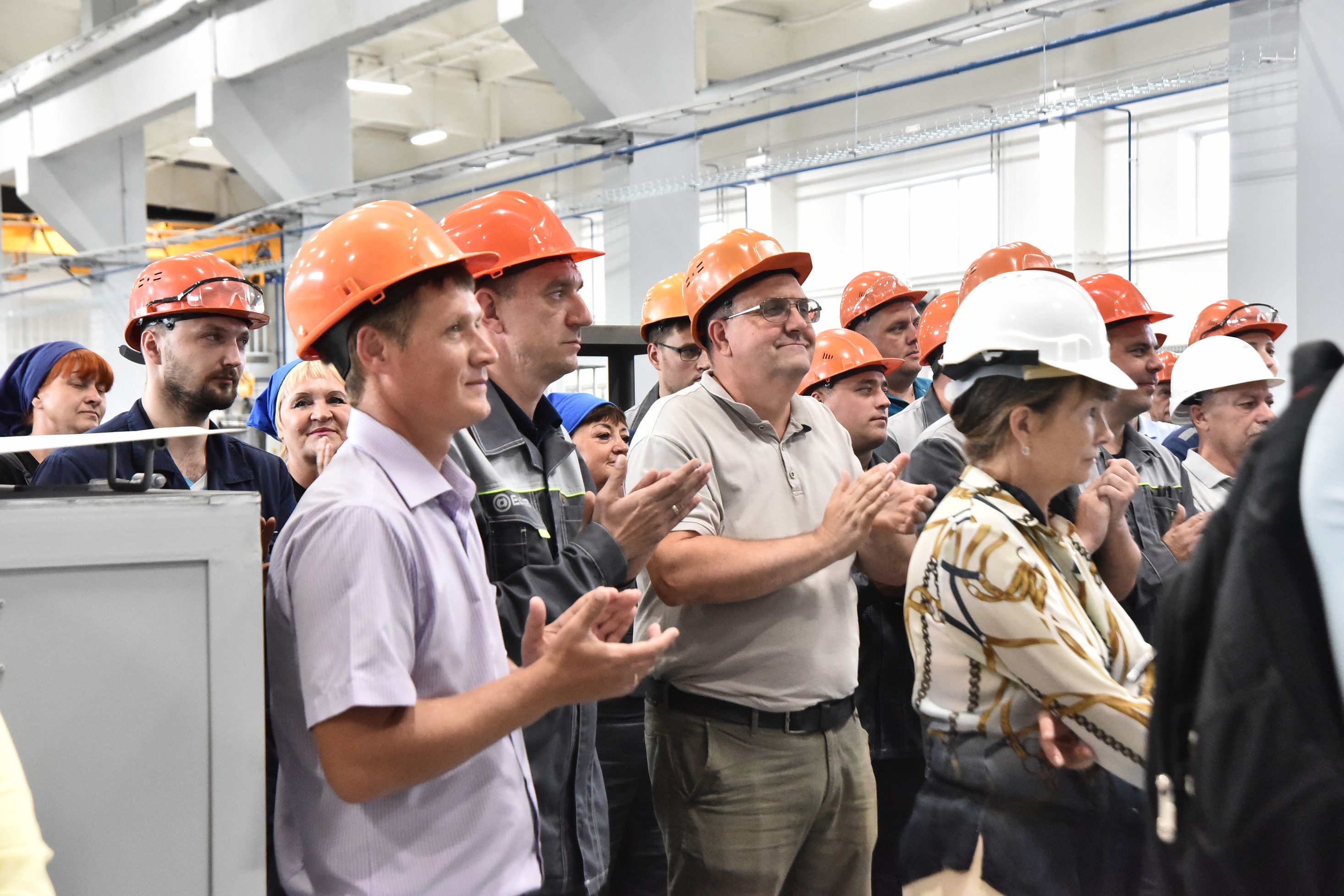 Производство новосибирск фото Промышленное производство Новосибирской области прирастает темпами выше среднеро