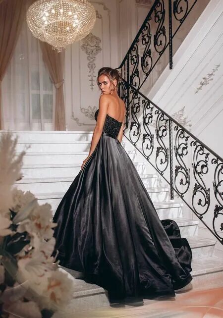 Прокат платьев омск вечерних цены и фото Вечернее платье SHERRI HILL SH070 - прокат от 13000 руб. Москва