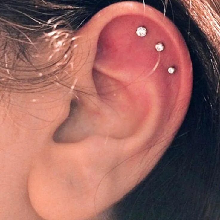 Прокол хряща уха фото Triple Crystal Cartilage Ear Piercing Jewelry for Women - Ideas de perforación d