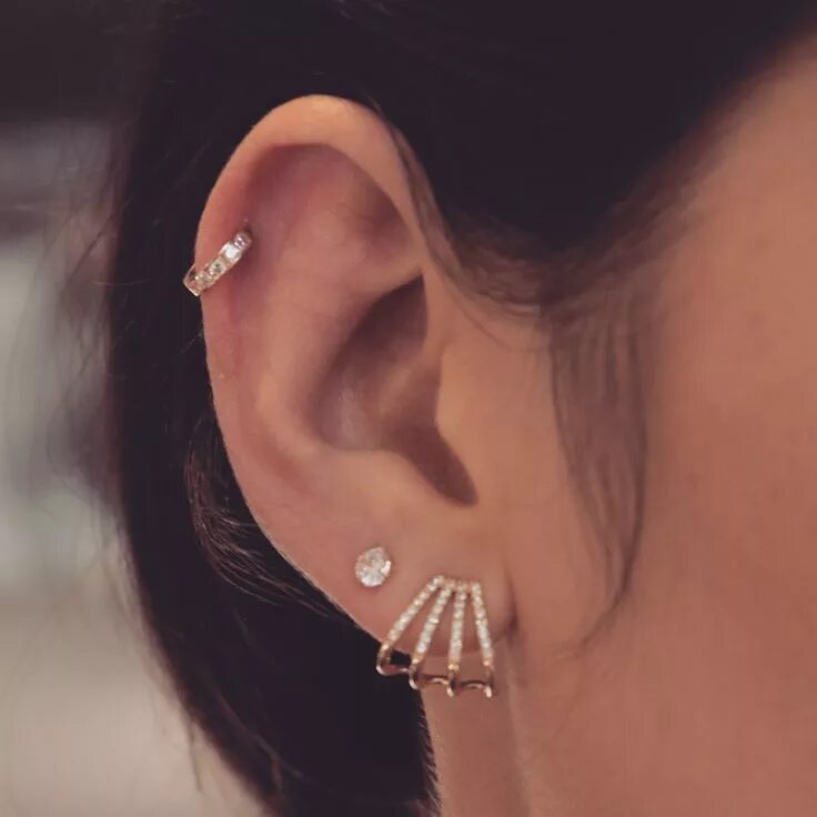 Прокол уха сверху фото Pin by Marissa Yeatman on Earrings/piercings Ear jewelry, Earings piercings, Pie