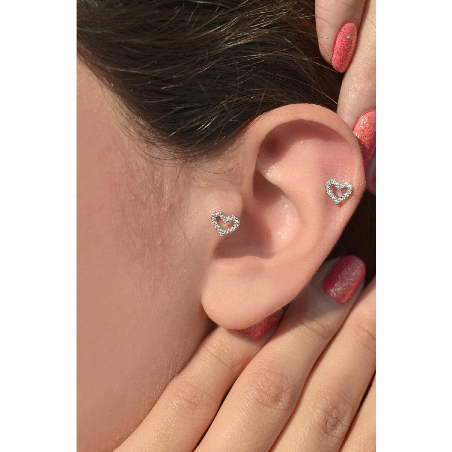 Проколола сердце шпилькой фото в ленту იყიდეთ Silver Heart Piercing Tragus Helix Cartilage Joom