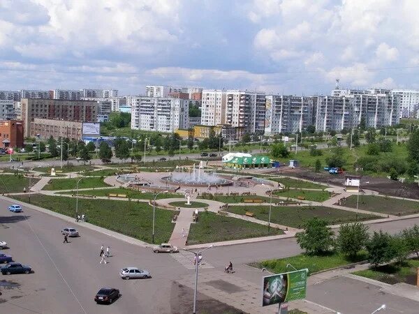 Прокопьевск фото города Фото Фонтан готов, ну, а зелень - ..., Прокопьевск и прокопчане..., - Фото@Mail.