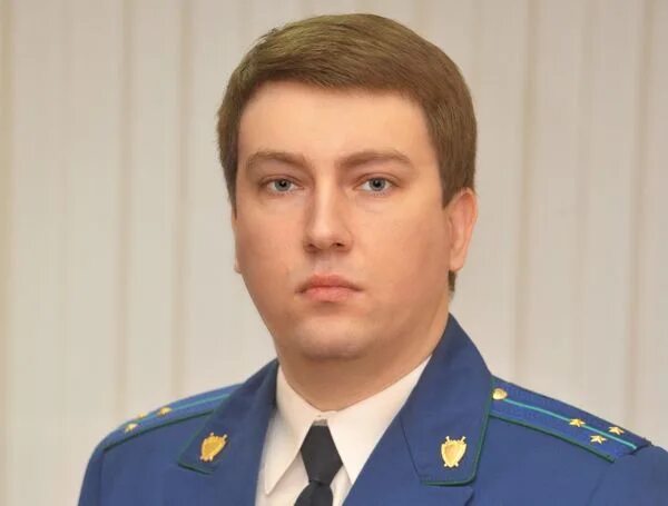 Прокурор самарской области фото How to inspect the car This is stated by the Deputy Prosecutor of Syzran Sergey 