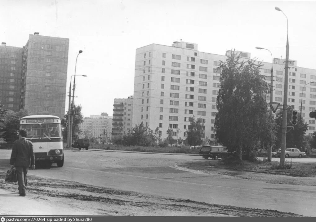 Пролетарский проспект фото 1980 годов Перекресток Рязанского проспекта с улицей Хлобыстова - Retro photos