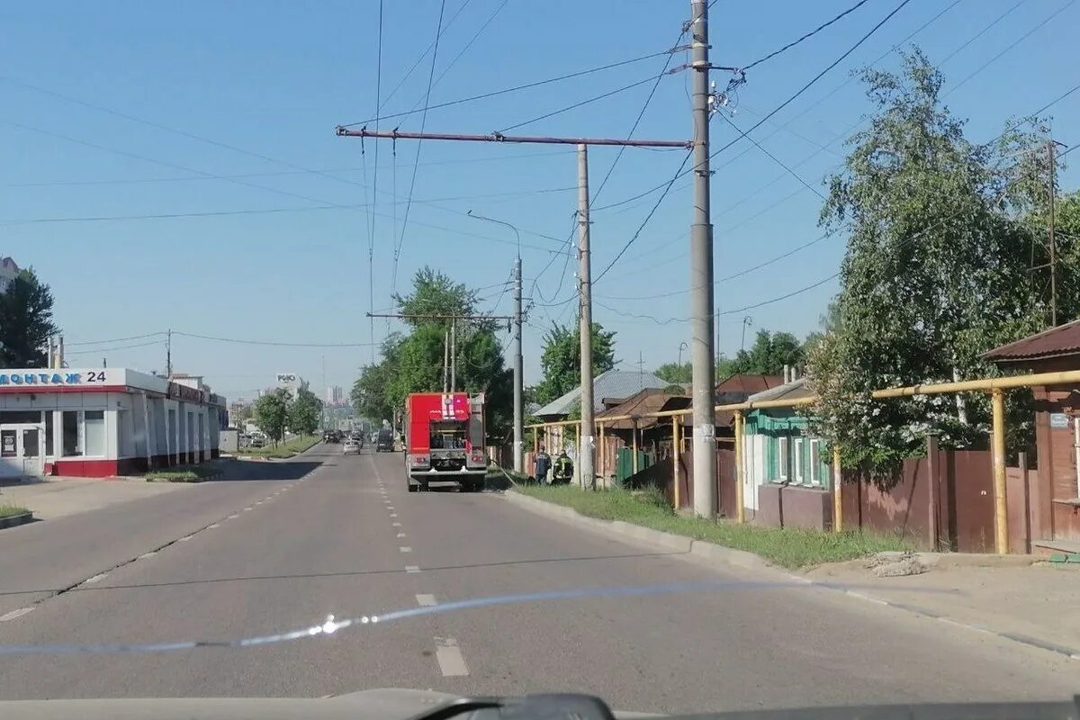 Пролетарский район тулы фото В Туле ночью 9 июня сгорел дом в Пролетарском районе - МК Тула