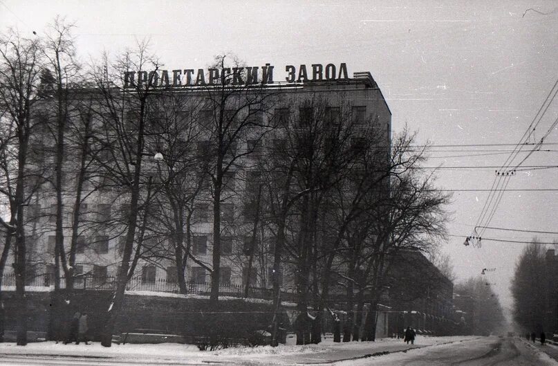 Пролетарский завод фото Пролетарский завод. Улица Крупской/Проспект Обуховской Обороны. 1985.. 2023 Весе