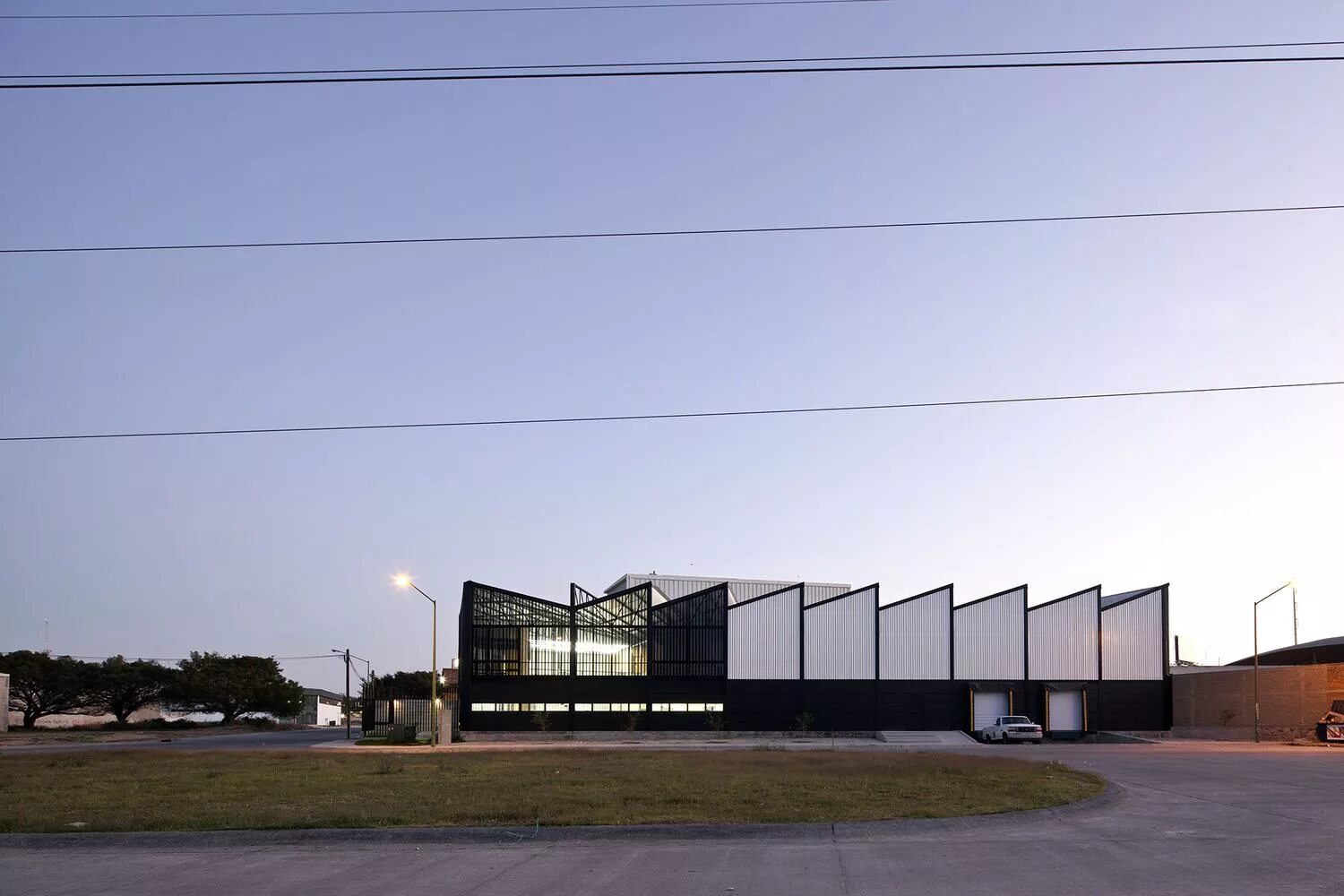 Промышленная архитектура фото Galería de Levering Trade / ATELIER ARS - 10 Industrial architecture, Warehouses