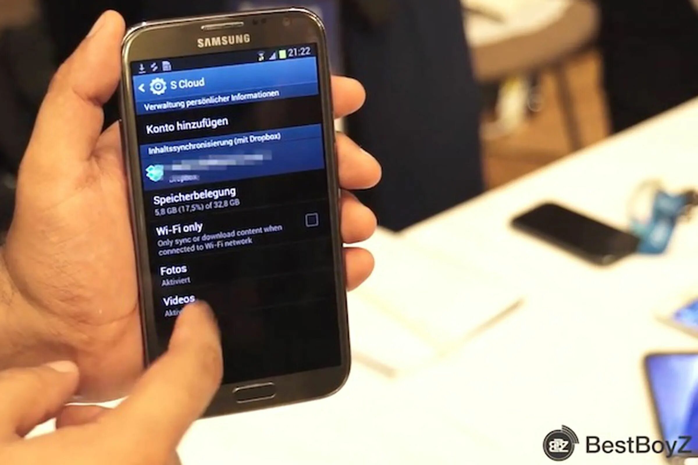 Пропали фото самсунг Samsung's S Cloud service appears on Galaxy Note II - The Verge