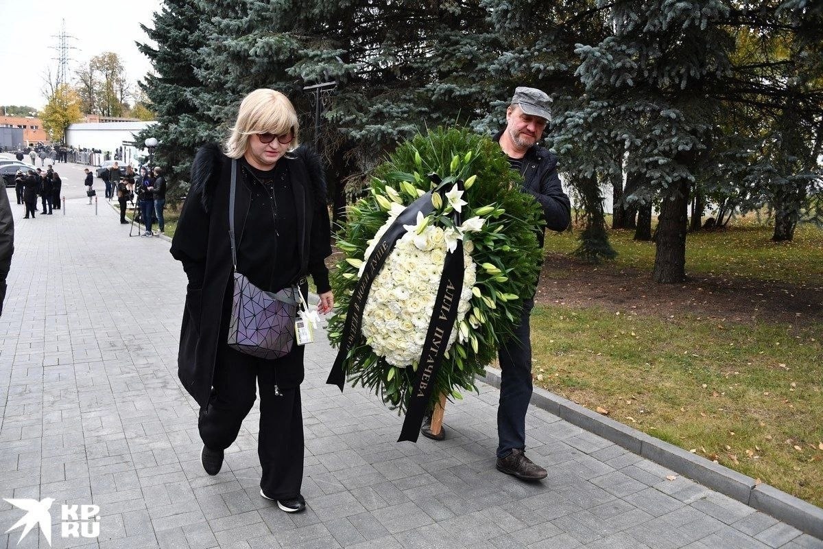 Прощание с вячеславом добрыниным фото В Москве простились с Вячеславом Добрыниным Академия здоровой жизни Фотострана П