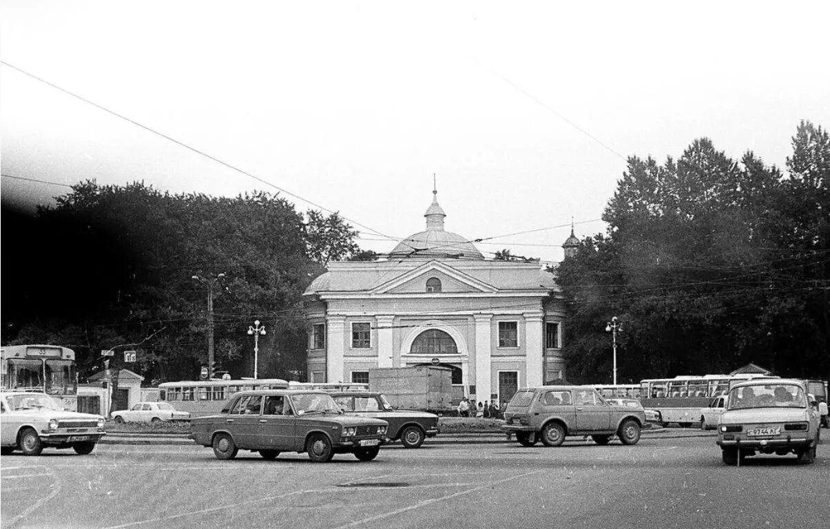 Проштат площадь александра невского 2 фото Памятник Александру Невскому, Архитектор Козенюк В. Г., Александра Невского пл.,