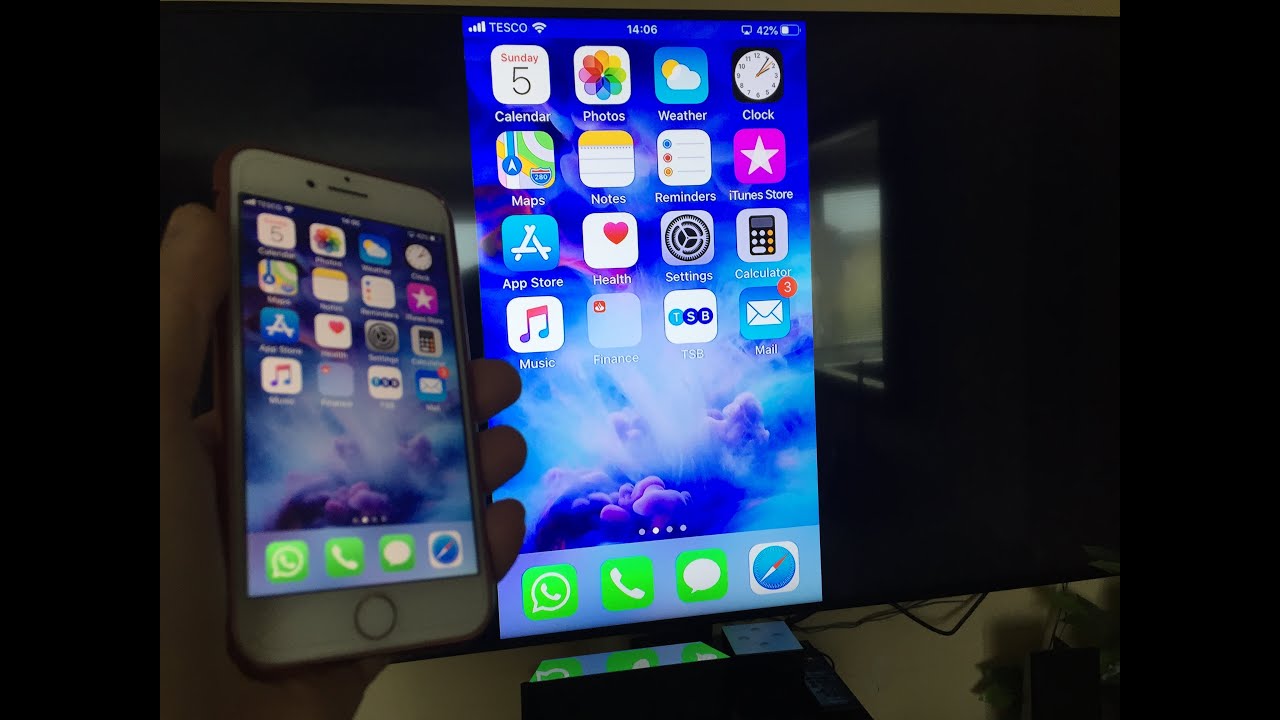 Просмотр фото с айфона на телевизоре How to easily mirror your iPhone screen on a Samsung Smart TV using Airplay - Yo