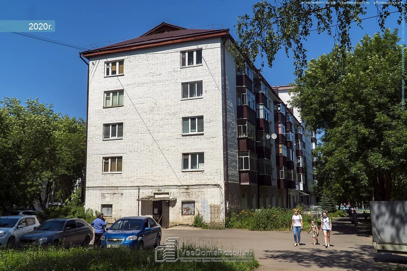 Проспект 50 лет октября саранск фото Saransk, 50 let Oktyabrya avenue house 2. Apartment house