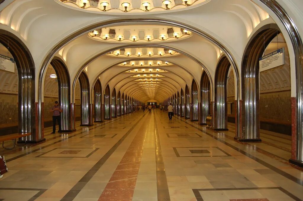 Проспект москва метро фото Quais de la station Mayakovskaya (Маяковская). Manuel Menal Flickr