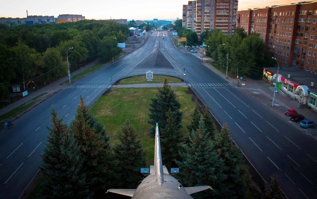 Проспект победы пенза фото На взлёт Пенза, проспект Победы, памятник Су-9 2023 Наша Пенза Город Пенза Вконт